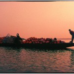 niger river_mali_pinasse_boatmen
