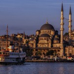 istanbul_golden horn-ferry-yeni jami
